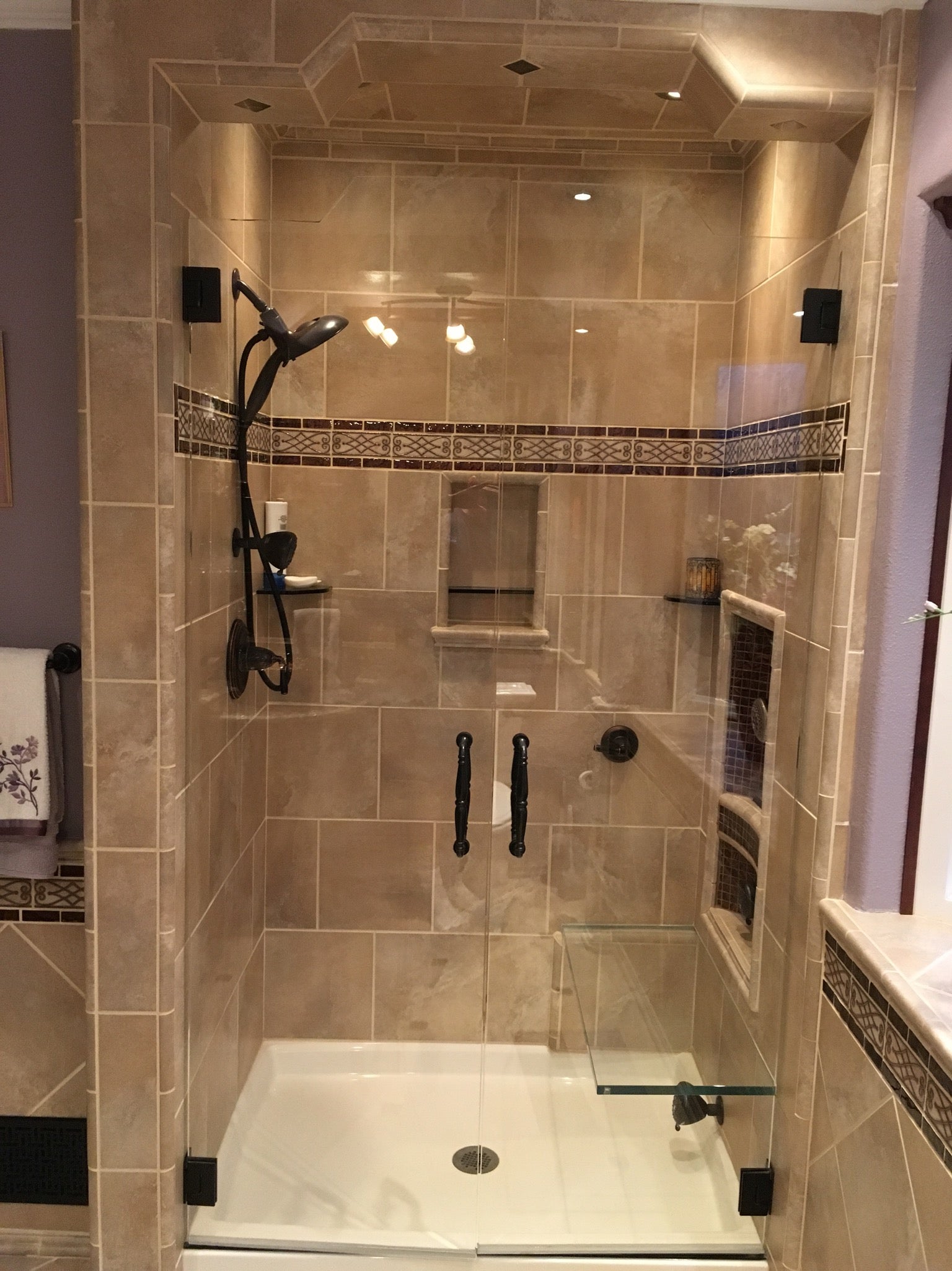 Shower Glass Doors Installed by Blossom Hill Glass in a bathroom